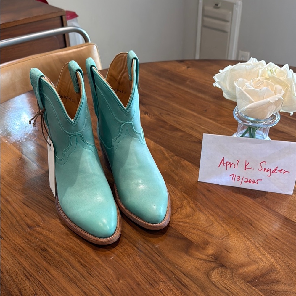 Tecovas Lucy Bootie in Turquoise BRAND NEW size 6.5B